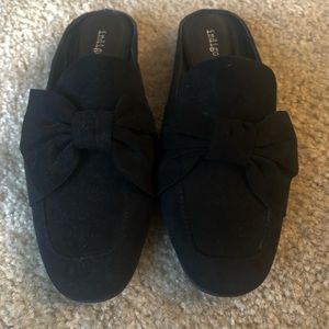 Black flats, New without tag.